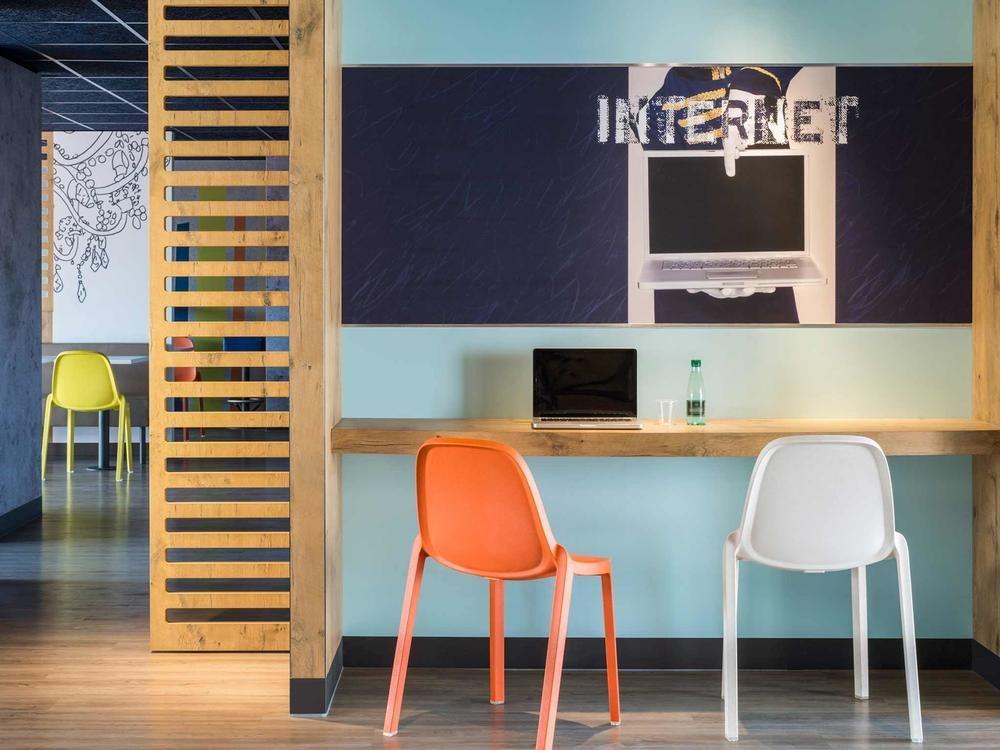 Ibis Brignoles Provence Verte Luaran gambar